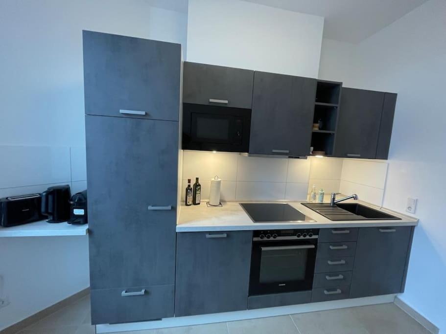 מגדבורג Lucky Stays Ls10 - Vollausstattung - Zentrum - Aufzug - Grosse Kueche - 2 Zimmer - Smart-Tv מראה חיצוני תמונה
